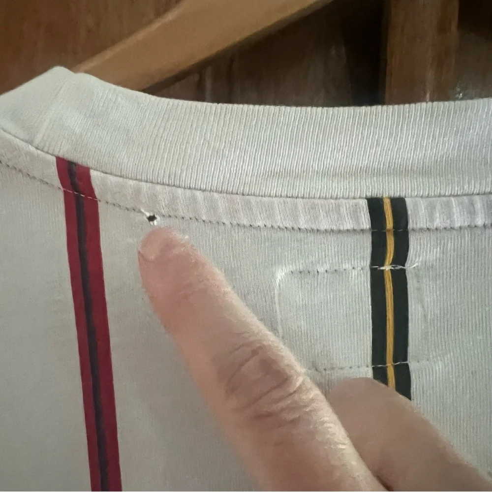 GUESS Striped Long-Sleeved Top Size Medium - Picture 4 of 7